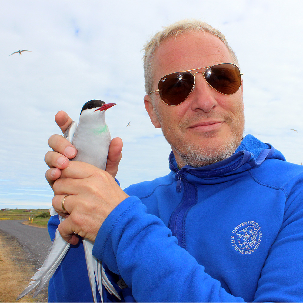 Jón Örn Guðbjartsson speaker at the EC2026